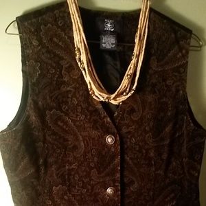 Hunt Club Woman's tailored vintage button vest